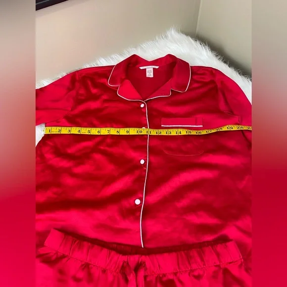 Victoria’s Secret Red Satin Pajama Set Small - Picture 10 of 16